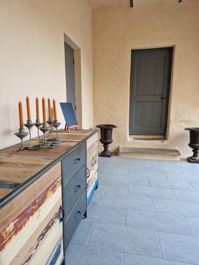 La Maison De Livia, Chambres D'Hotes, Piscine Chauffee, Proche Uzes, Nimes, Ales Sauzet  エクステリア 写真